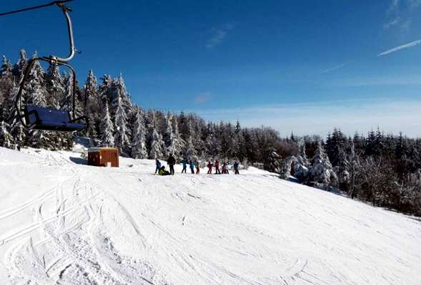 1.000 m long red slope Slalomak in the ski resort Jested