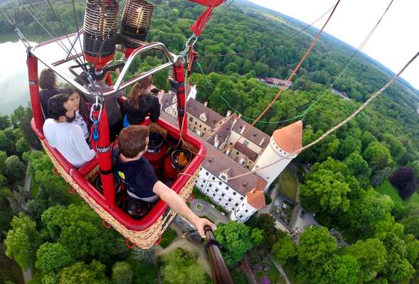 Hot air ballooning