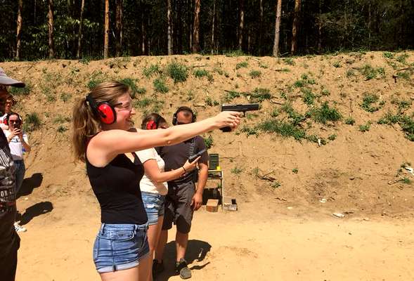 Glock 17 police pistol 9 mm  Luger