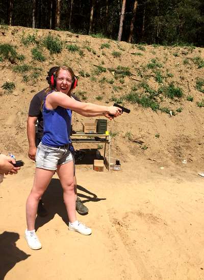 Glock 17 police pistol 9 mm  Luger