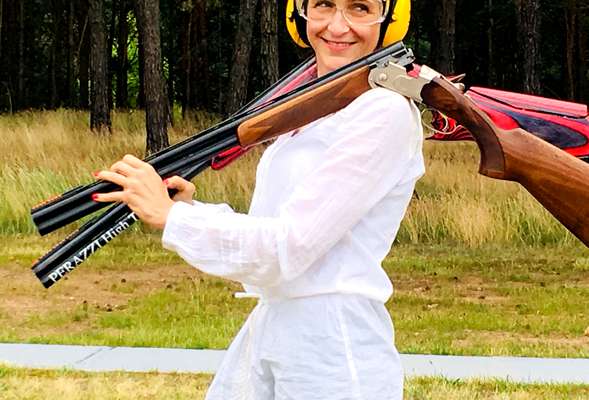 Clay pigeons shooting