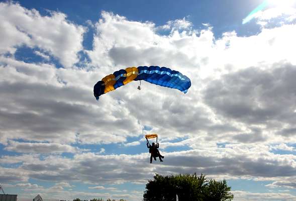 Tandem Skydiving